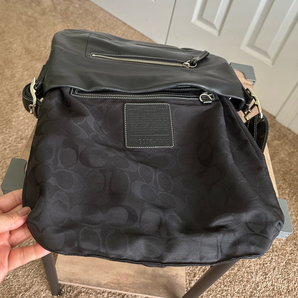 #14. Coach Vintage Legacy Med Soho Duffle/Hobo Shoulder Bag, Style#1414, Yr2005 - Picture 15 of 16